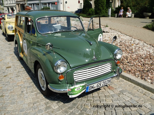 Frontansicht mit Logo, Morris Minor 1968