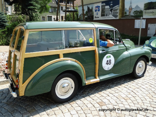 Seitenansicht hinten Morris Minor