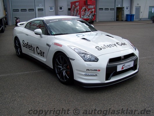 GT-R als Safety Car der GT1 Rennserie