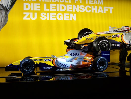 Renault R27 Formel 1 Rennwagen