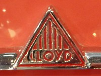 Das Logo und der Schriftzug von Lloyd