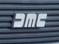 Das Logo von DeLorean