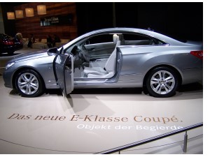 Neues E-Klasse Coupe Mercedes-Benz